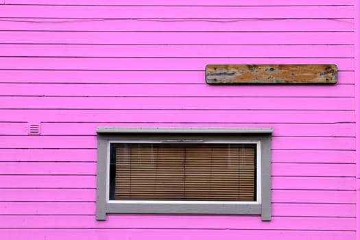 windows venetian blind wooden pink wall