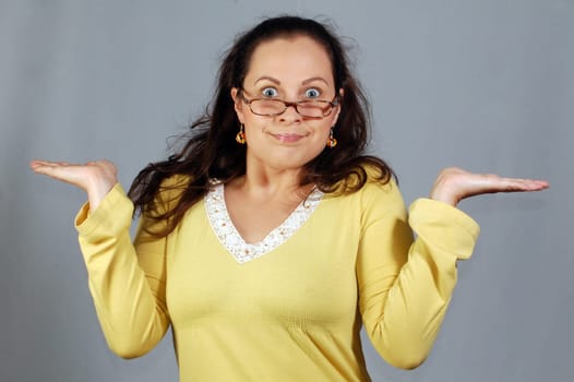The indecisive woman does not know what to do.