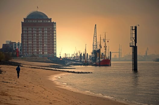 Övelgönne Sunrise