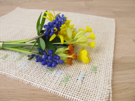 Small bound spring bouquet