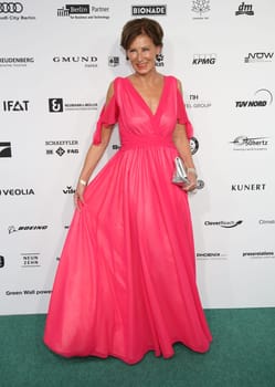 Designerin Eva Lutz auf dem Green Carpet vom Greetec Award in Berlin