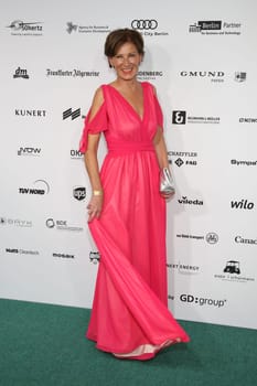 Designerin Eva Lutz auf dem Green Carpet vom Greetec Award in Berlin