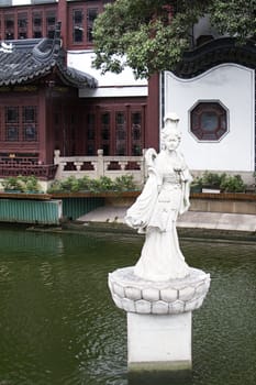 lady statue pond beijing