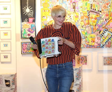 Susann Atwell ,  Launch-Event  JAMES RIZZI Cafissimo MINI - Limited Edition by Tchibo" in Hamburg."