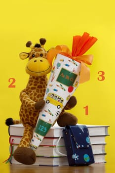 Nils,the stuffed animal,proudly carries his school bag.