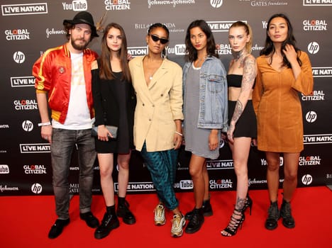 Luise Befort ,Leslie Loewenherz,Oscar Kloos, Vania Achavan, Influenzer ,Blogger  beim  Global Citizen Festival in der Barclaycard Arena, Hamburg, 06.07.2017.