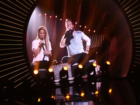 Shakira und Coldplay Saenger Chris Martin life beim Global Citzen Festival 2017 in Hamburg -Barclacard Arena