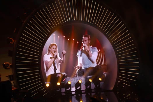 Shakira und Coldplay Saenger Chris Martin life beim Global Citzen Festival 2017 in Hamburg -Barclacard Arena