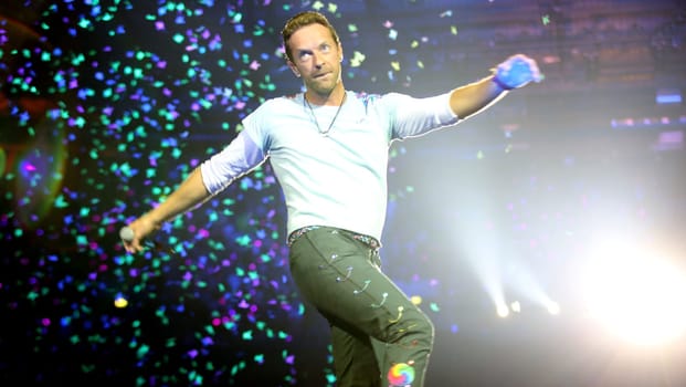 Coldplay Saenger Chris Martin life beim Global Citzen Festival 2017 in Hamburg -Barclacard Arena