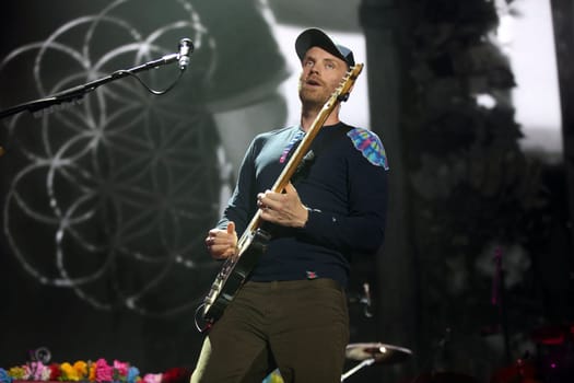 Coldplay life beim Global Citzen Festival 2017 in Hamburg -Barclacard Arena