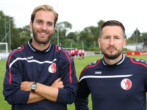 Assistant coach Ronny Emmel and head coach Markus Zschiesche (both Berliner AK) at the test match Hallescher FC against Berliner AK on 30.06.2017 in Dessau
