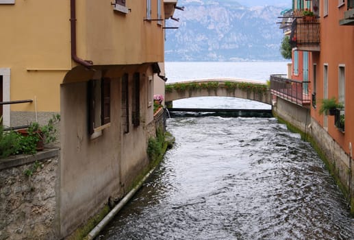 Cassone di Malcesine Brücke - Cassone di Malcesine bridge on Lake Garda in Italy