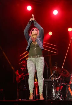 Anastacia Newkirk begeisterte die Fans auf der NDR Sommertour Buehne mit ihrer Best-of-Show in Hamburg