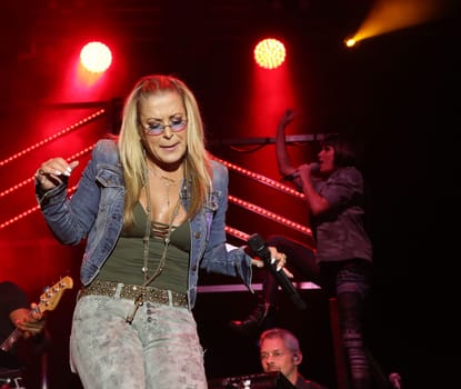 Anastacia Newkirk begeisterte die Fans auf der NDR Sommertour Buehne mit ihrer Best-of-Show in Hamburg