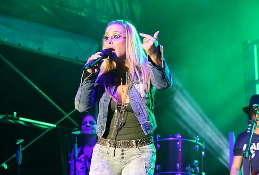 Anastacia Newkirk begeisterte die Fans auf der NDR Sommertour Buehne mit ihrer Best-of-Show in Hamburg