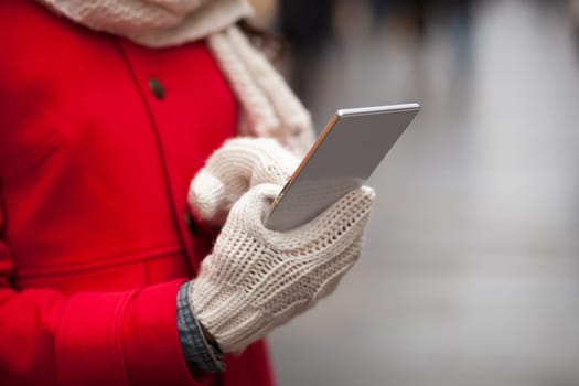 Cold Weather Drains Your Cell Phone