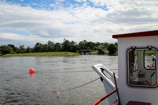 Elbe ferry,details of an Elbe ferry,yaw ferry,Elbe