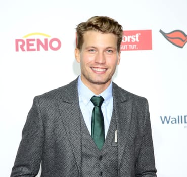 Raoul Richter ,. Goldene Bild der Frau 2017 Award ceremony at the AIDA Prima in Hamburg ,21.10.2016..