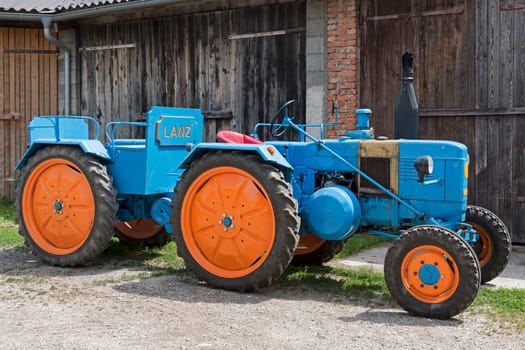 Lanz Bulldog,tractor,vintage car,28 hp,1921 to 1957,manufactured in Mannheim