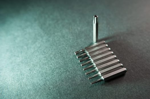 replaceable tips for screwdrivers, different sizes, nine in a row, a torx