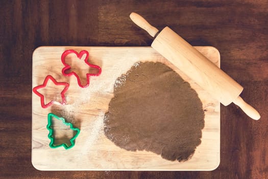 Making Christmas gingerbread cookies