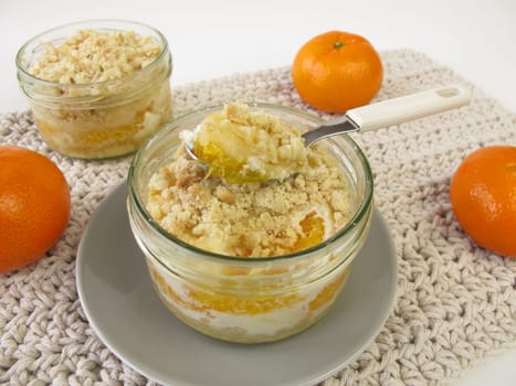 Mandarin stray cake baked in glass