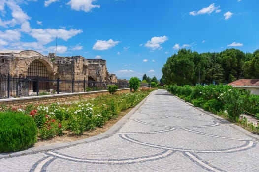 View of the ruins of Heropolis near Pamukkale.
