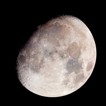 Waxing moon at night,4 days before full moon
