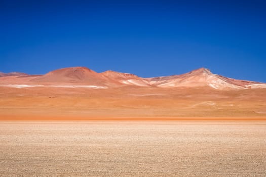Dry and desolate landscape in southern part of bolivian Altiplano, Bolivia, South America