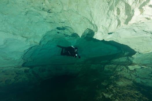 divers underwater caves diving Florida United States of America