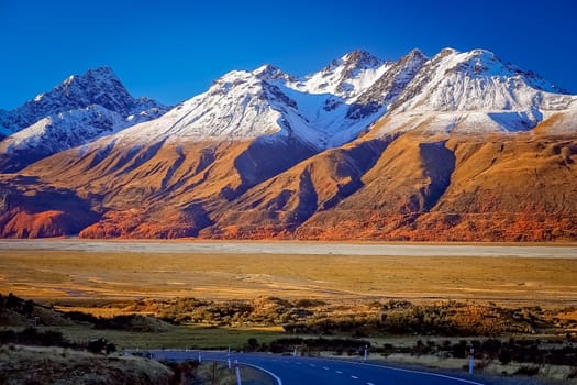 Beautiful mountain scenery on road to Mt Cook in New Zealands South Island