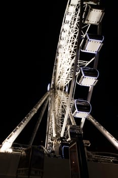 The Echo Wheel of Liverpool / Liverpool Eye by night - Keel Wharf waterfront of the River Mersey, Liverpool, United Kingdom on 26th December 2017