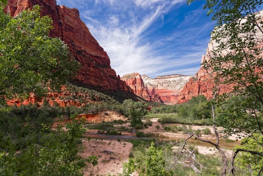 Canyon in the state of Utah southwest of the United States. Impressive rock formations and deep gorges engraved and shaped by the strength of the waters of the Virgin river.