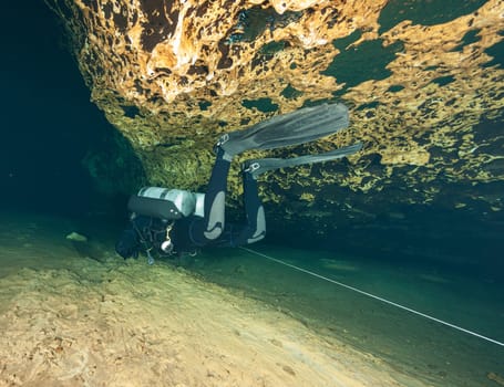 divers underwater caves diving Ginnie Springs Florida USA