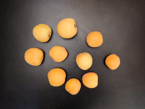 apricots