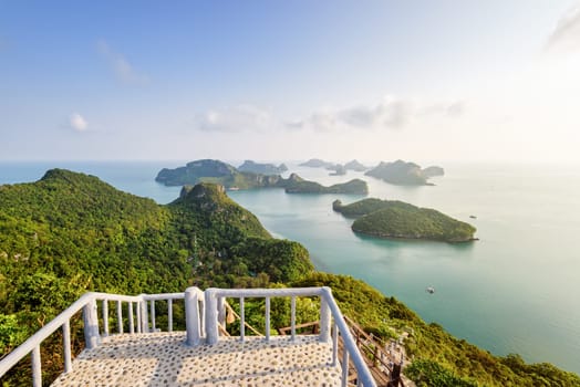 Podium viewpoint on peak mountain at Ko Wua Ta Lap island and high angle view beautiful nature landscape of island and sea in Mu Ko Ang Thong National Marine Park, Surat Thani, Thailand