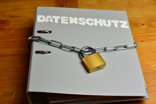 Data protection Security Chain with lock on the Internet