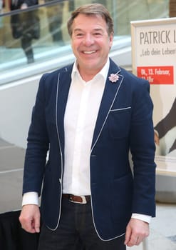 Patrick Lindner at an autograph session on 13.02.2018 in Magdeburg