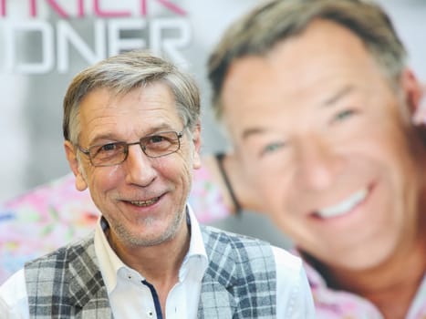 Peter Schäfer (life partner of Patrick Lindner) at an autograph session of Patrick Lindner on 13.02.2018 in Magdeburg