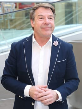 Patrick Lindner at an autograph session on 13.02.2018 in Magdeburg