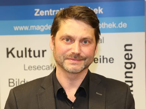 Book author Andreas Speit at a book reading in the Magdeburg City Library on 13.02.2018