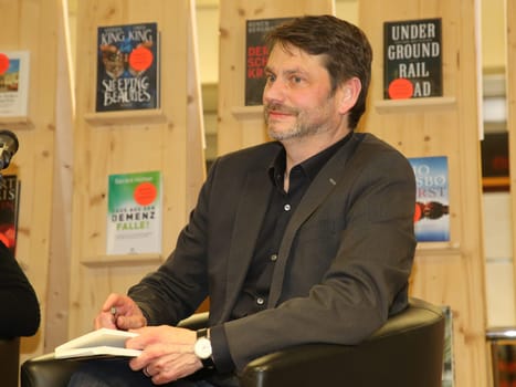 Book author Andreas Speit at a book reading in the Magdeburg City Library on 13.02.2018