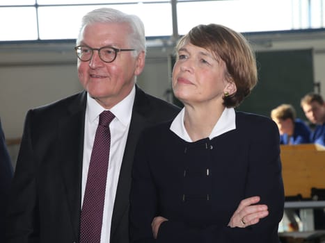 Federal President Dr. Frank-Walter Steinmeier with his wife Elke Büdenbender during their inaugural visit to Wolmirstedt on 14.02.2018