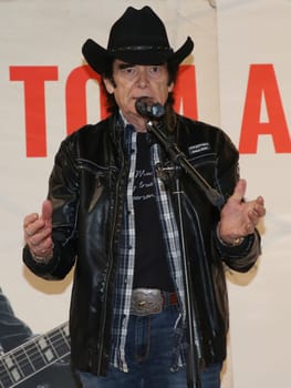 Tom Astor at a live performance with autograph session on 03.03.2018 in Magdeburg