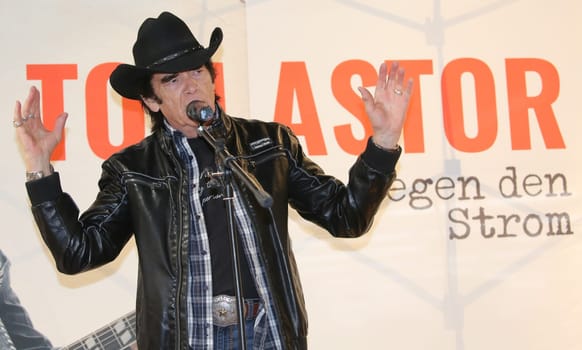 Tom Astor at a live performance with autograph session on 03.03.2018 in Magdeburg