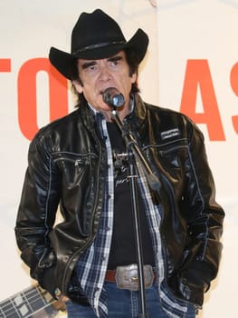 Tom Astor at a live performance with autograph session on 03.03.2018 in Magdeburg