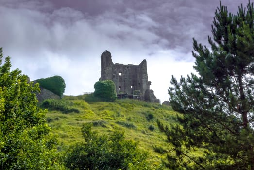 Remains of Corfe Castle - Corfe / Wareham, United Kingdom