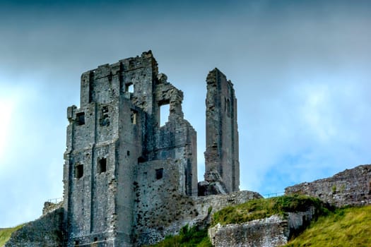 Remains of Corfe Castle - Corfe / Wareham, United Kingdom