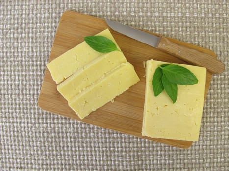 Cheddar cheese in slices