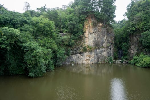 lake rock mountain vegetation opera arame wire opera Curitiba Brazil